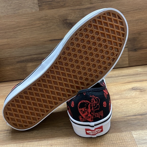 VANS AUTHENTIC BRAND 🔥 NEW - Picture 6 of 8
